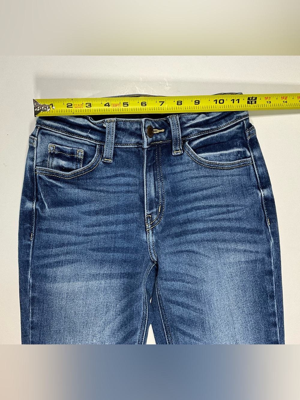 KanCan Signature Distressed Mid-Rise Stretch Cropped Jeans Size 24 VBK1488A - Picture 5 of 14